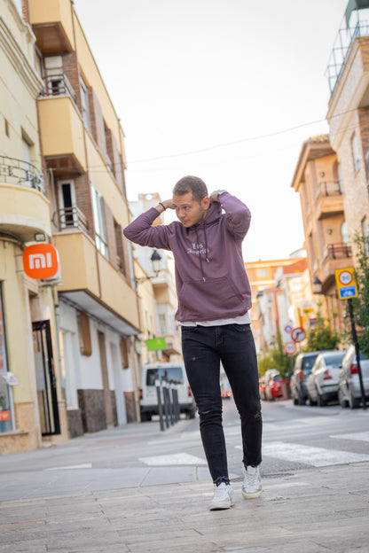 Sudadera con capucha 100% algodón, corte regular fit, diseño Los Angeles, estilo casual y cómodo, perfecta para el día a día. Color violeta.